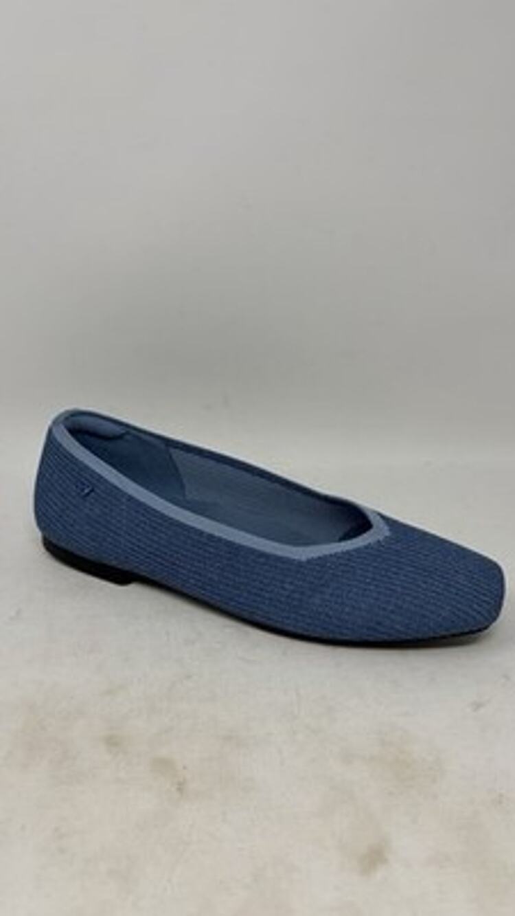 Vivaia Margot 2.0 Blue Flats Size 40 Or US 9
